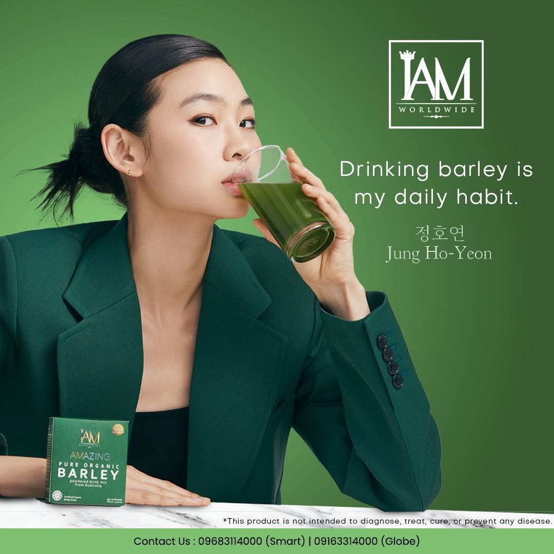 Jung Ho-Yeon drinking Amazing Pure Organic Barley